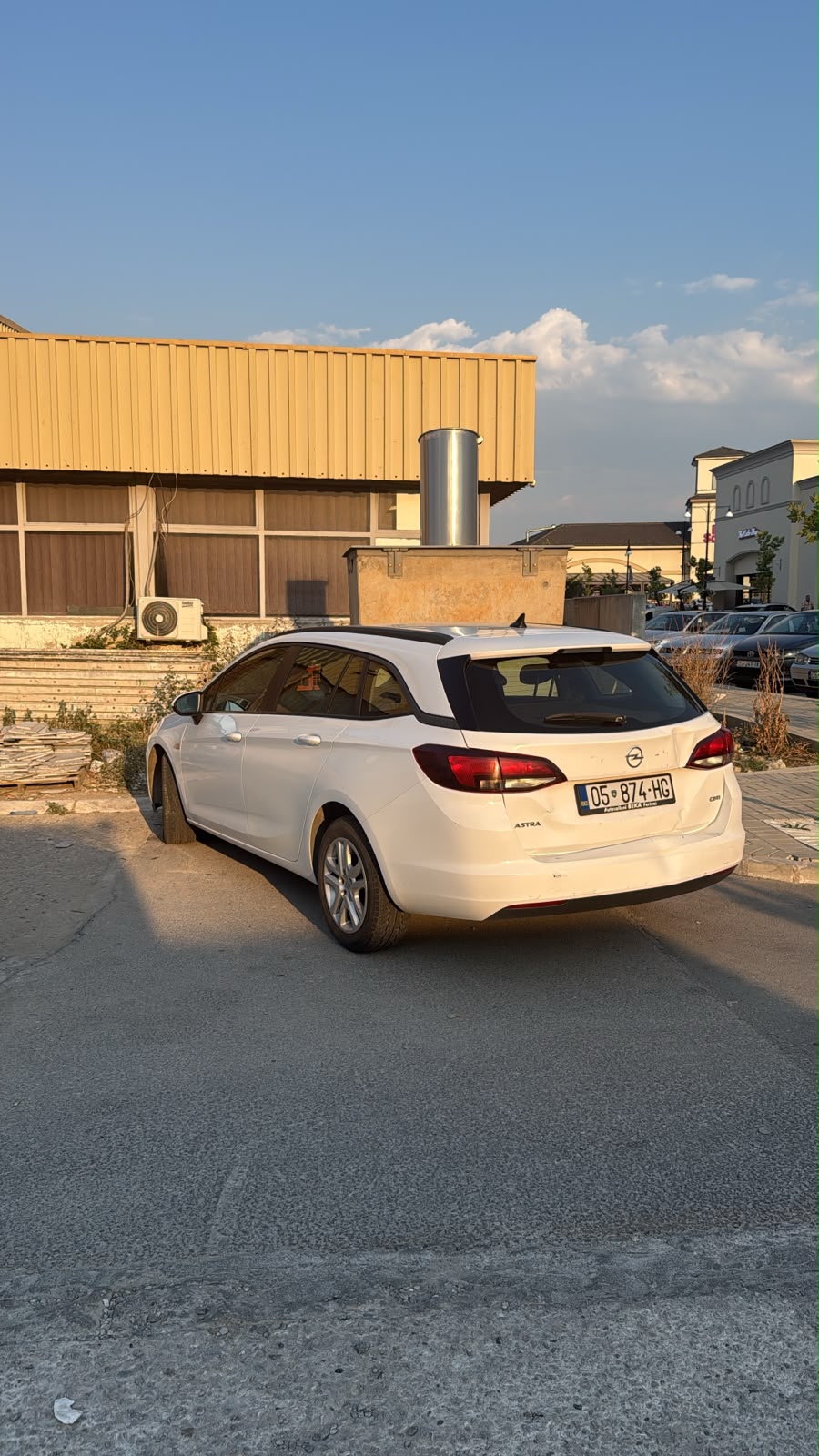 Opel Astra (2016) — Beny rent